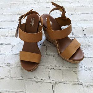 Mossimo Wedge Heels - Size 6.5, NWT